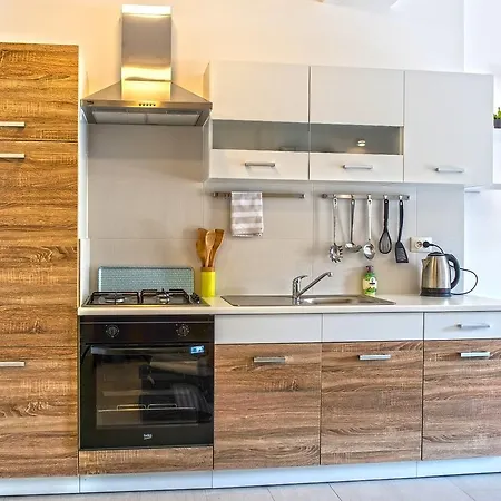 Aleksandra 1345 Apartmán