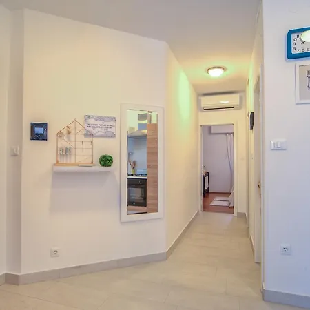 Apartment Aleksandra 1345